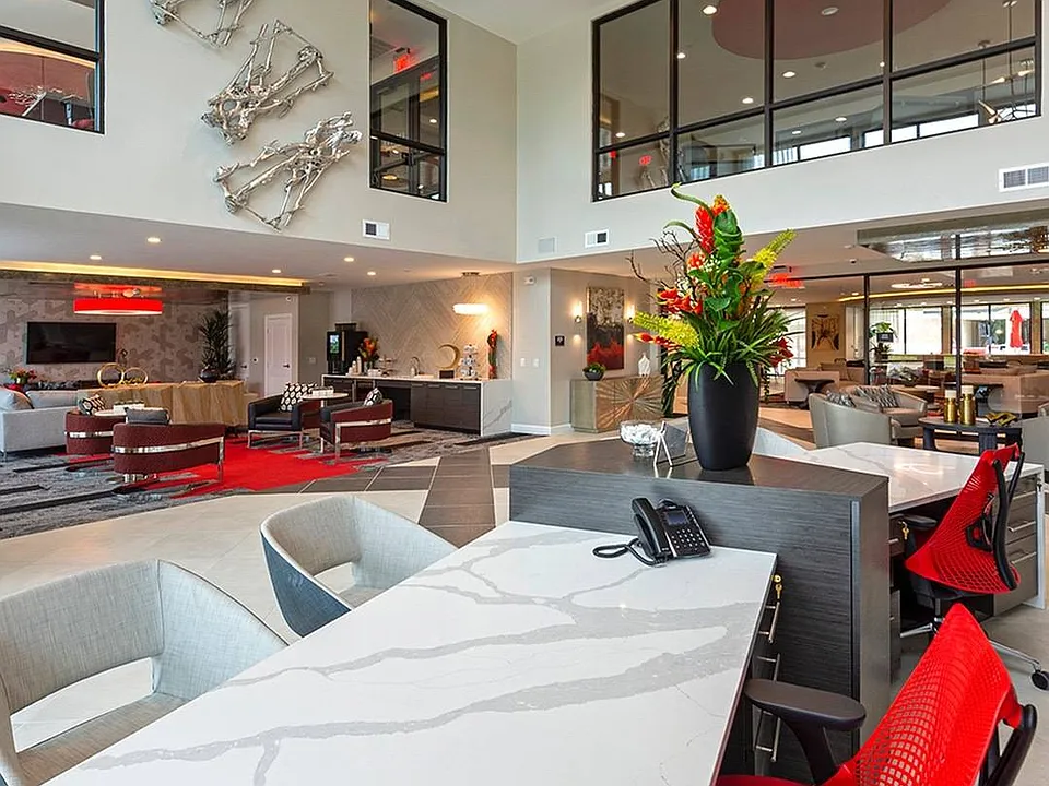 Leasing Office