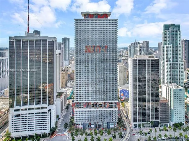 50 Biscayne Blvd #3802