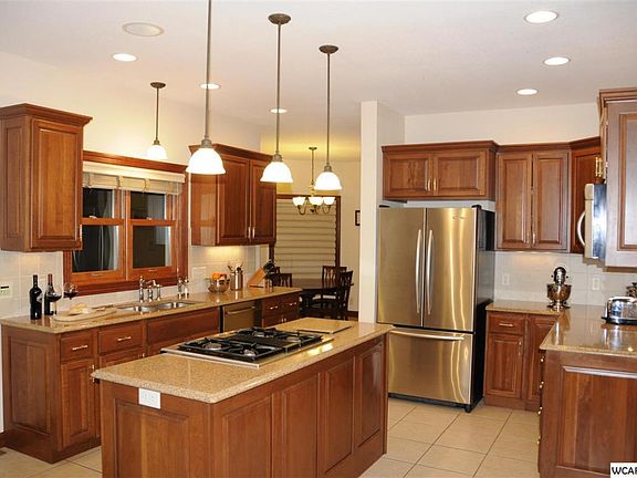 4th image of 1631 Charlotte Oak Dr