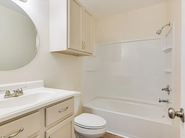 2403 Bosque Dr #B — Photo 44