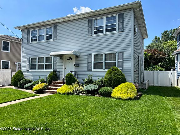 3rd image of 462 Willowbrook Rd
