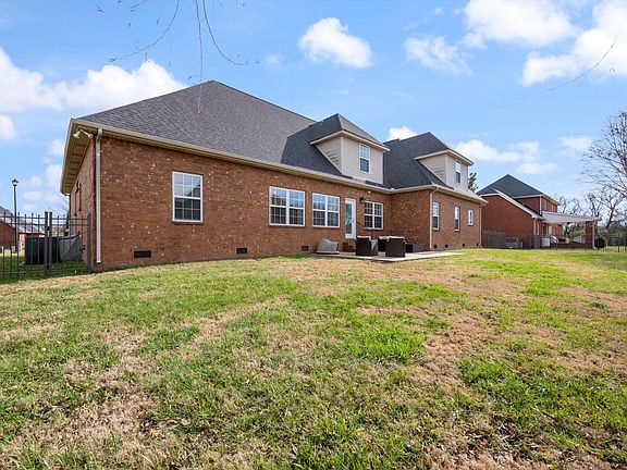 4th image of 4949 Neyland Way