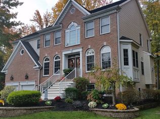 3 Willow Way Ct, Cherry Hill, NJ 08034