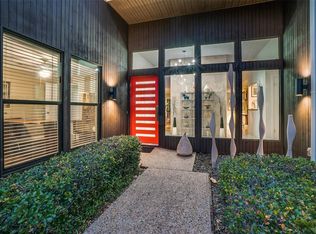 9677 Fallbrook Dr, Dallas, TX 75243