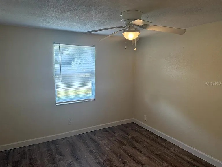 11595 SE 129th Pl — Photo 7