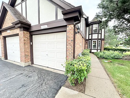 1202 Clearview Ct Photo 1
