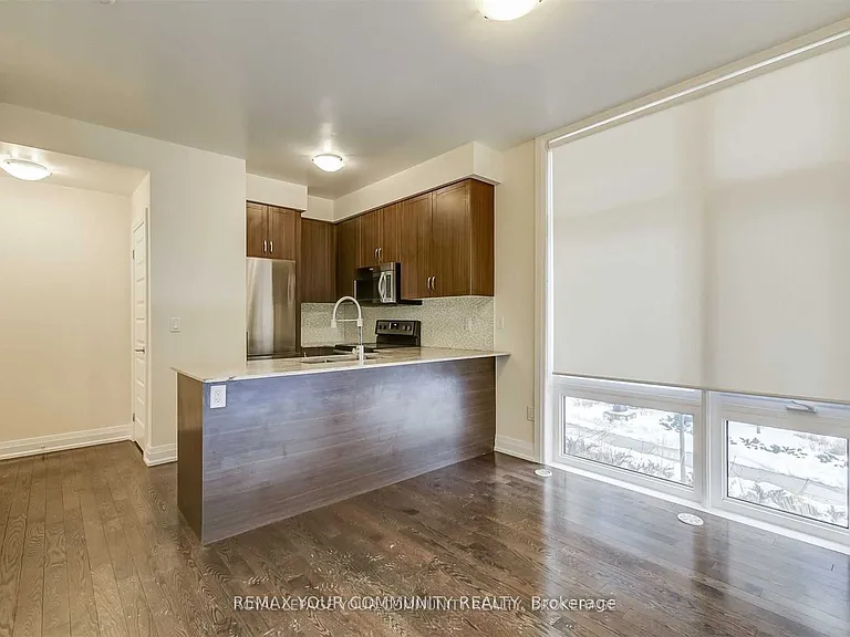 15 Eldora Ave #21 — Photo 3