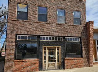 322 Main St, Panhandle, TX 79068