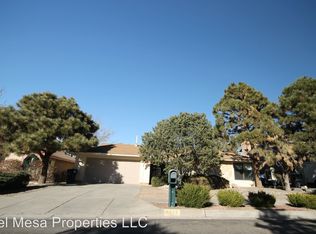 6925 Vivian Dr NE, Albuquerque, NM 87109