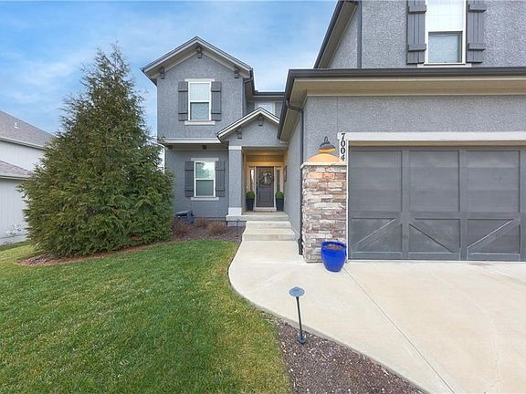3rd image of 7004 Meadowlark Ln