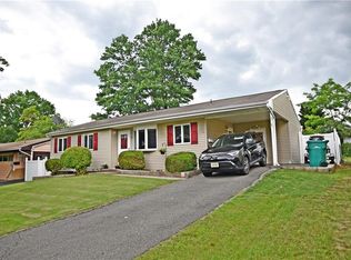 58 Princeton Rd, Parlin, NJ 08859