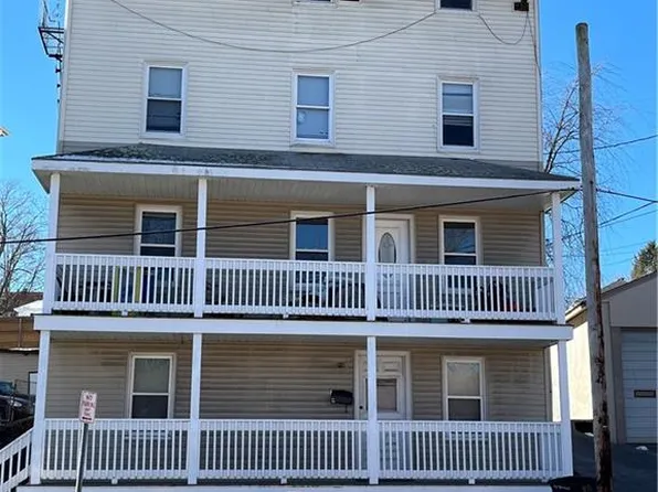90 Railroad St, Lincoln, RI 02838