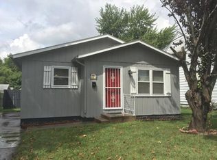 661 S 22nd St, Decatur, IL 62521