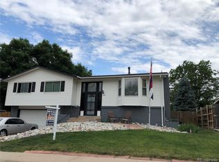 6886 W Rowland Ave, Littleton, CO 80128