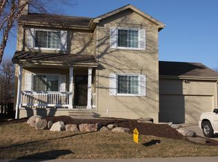 15210 Chalco Pointe Dr, Omaha, NE 68138