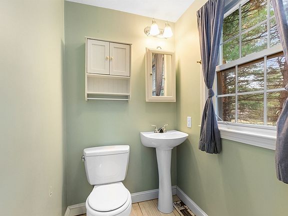 4th image of 43 Apollo Rd