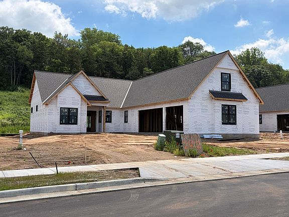2nd image of 2412 Simply Living Ln