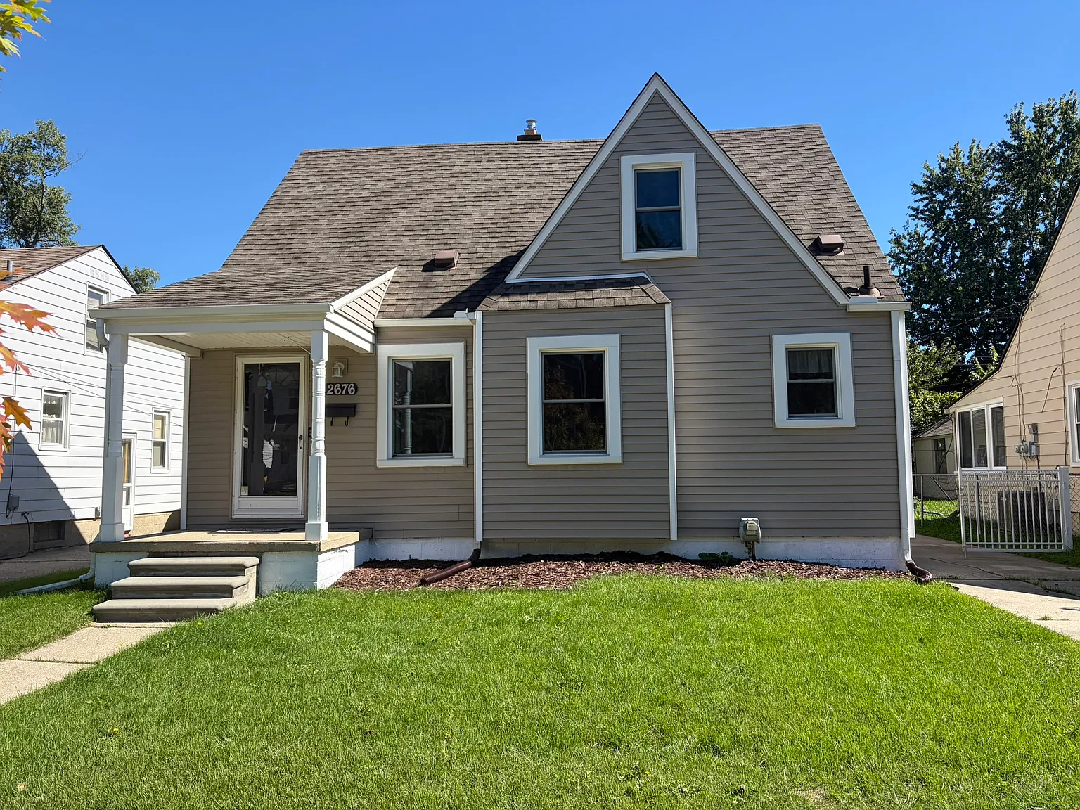 4 bed, 1250 sqft, $2,500 — Photo 1