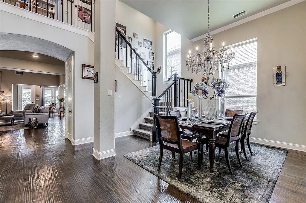 4 bed, 3246 sqft, $4,495 — Photo 2