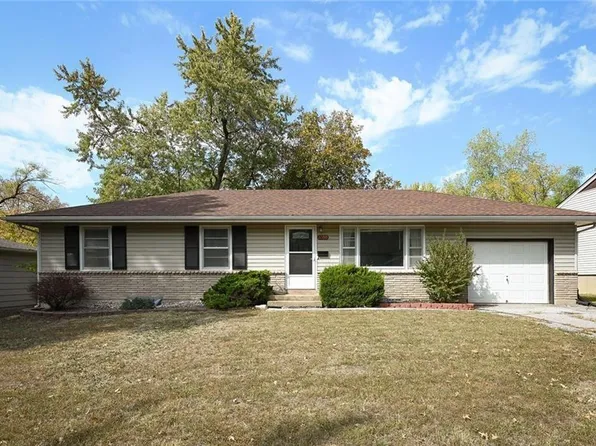 6100 E 148th Ter, Grandview, MO 64030