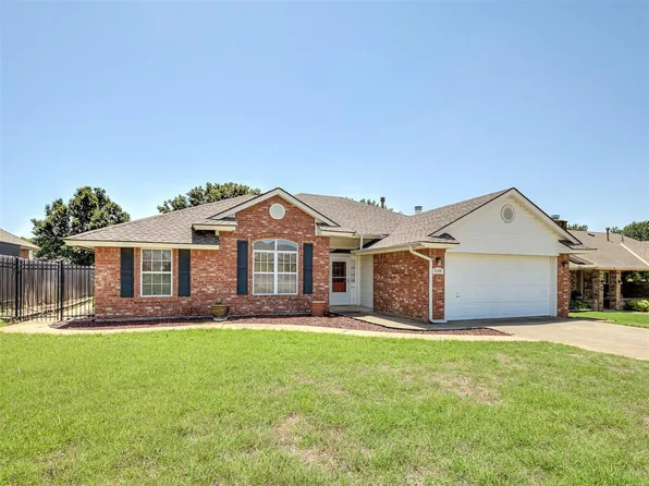 1500 NE 10th St, Moore, OK 73160