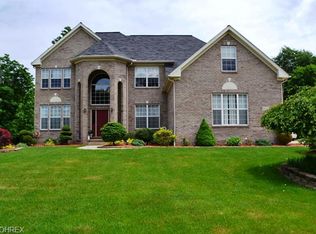 18227 Stony Point Dr, Strongsville, OH 44136