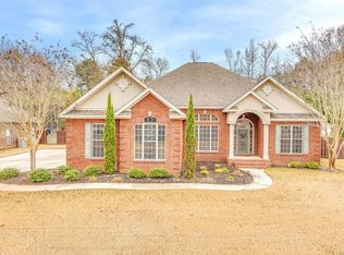 94 Cantabury Ln, Millbrook, AL 36054
