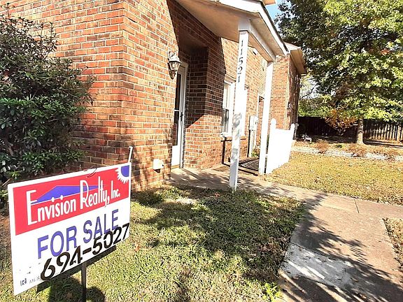 3rd image of 11521 Jade Ln SE