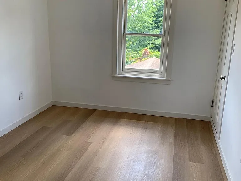 734 Sunnyside Ave #2 — Photo 10