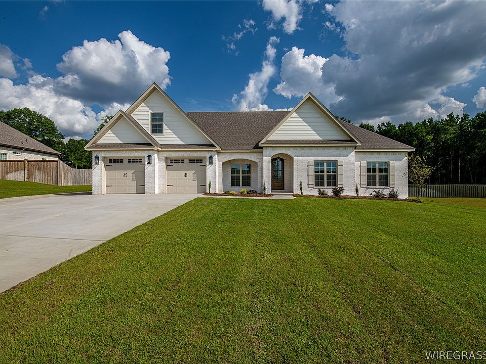 1st image of 103 White Oak Dr