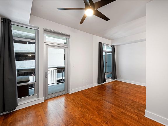 3rd image of 603 Davis St APT 708