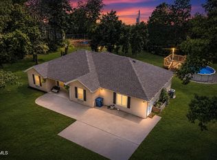 3420 County Road 488, Holts Summit, MO 65043
