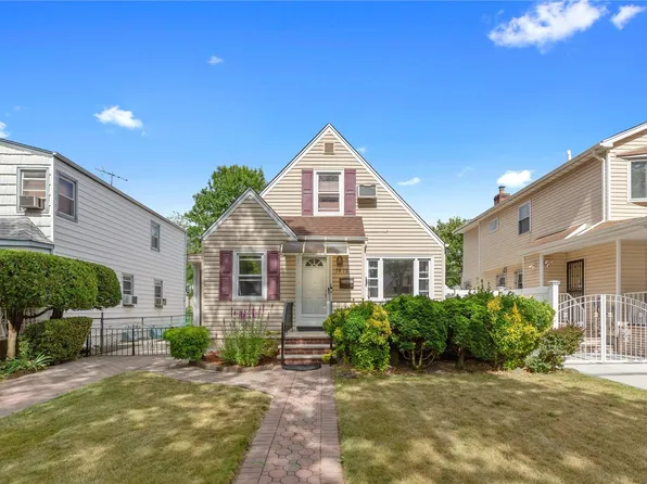 78-15 268th Street, Glen Oaks, NY 11004