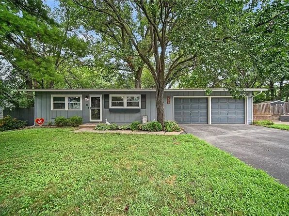 3626 N Lister Ave, Kansas City, MO 64117