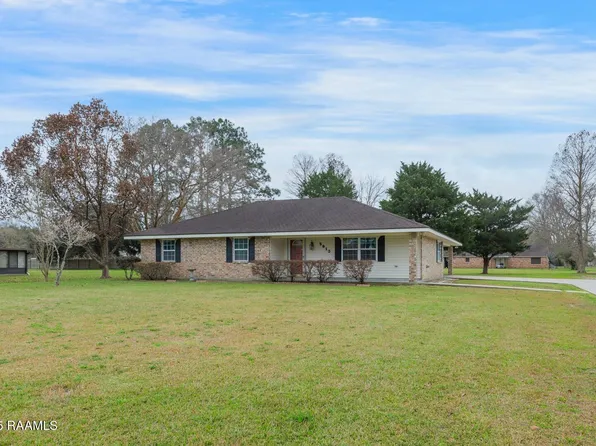 5913 Elton Rd, Abbeville, LA 70510