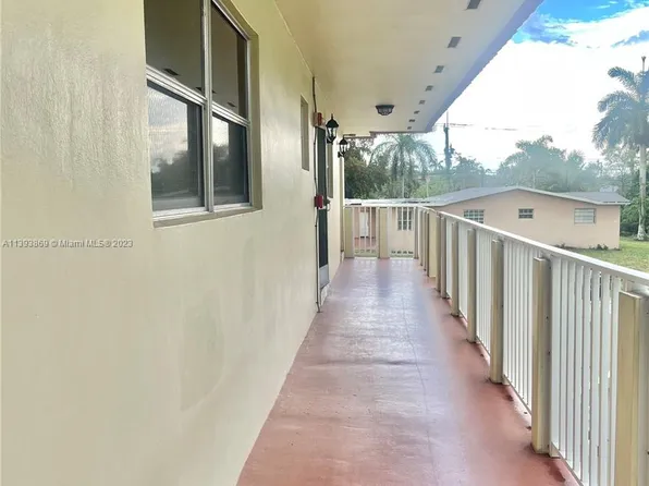 14901 SW 4th St APT 9A, Pembroke Pines, FL 33027