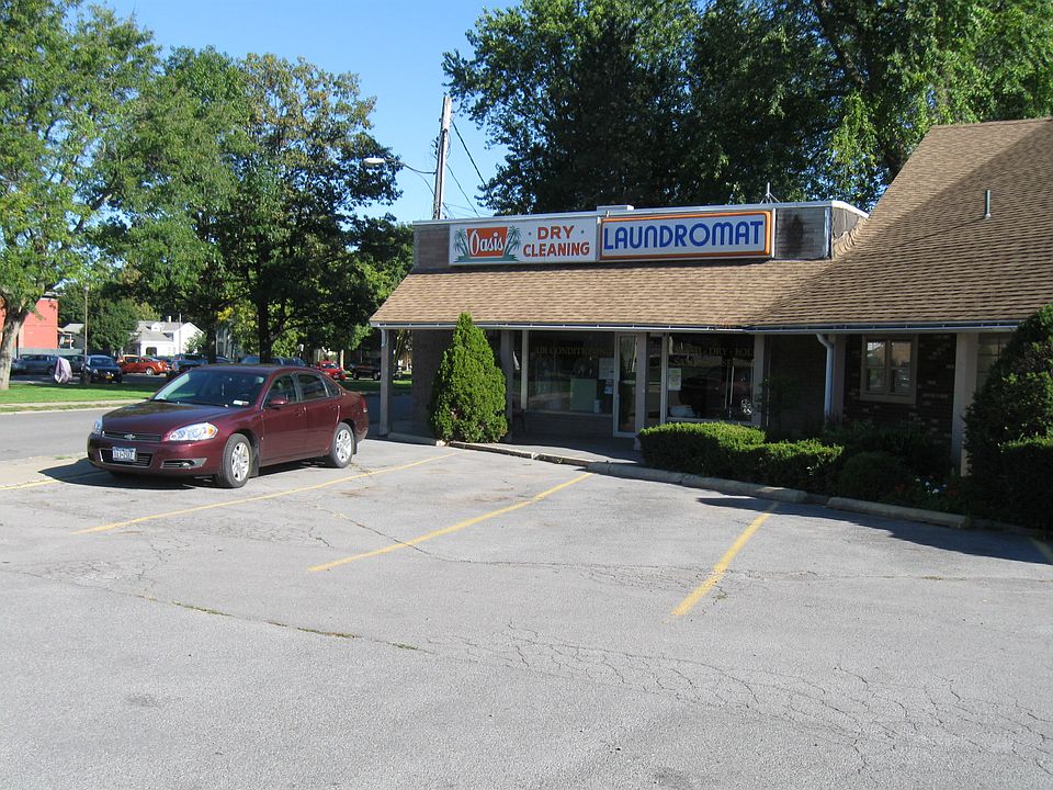 1st image of 58-50 Colonial Plaza
