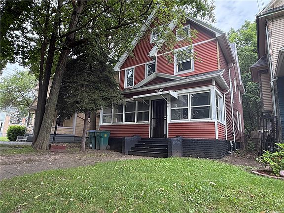 2nd image of 46 Glendale Park