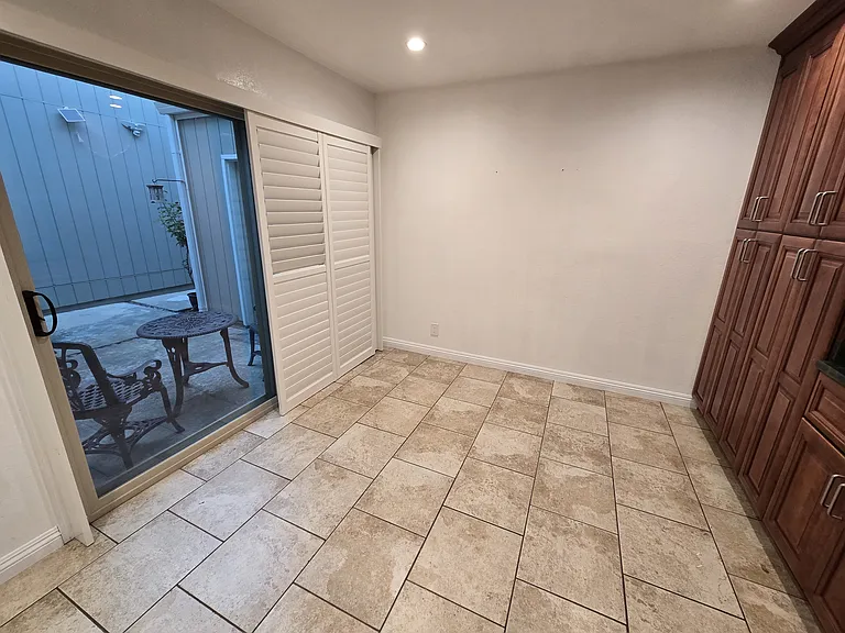 7542 Rosedale Ct — Photo 24