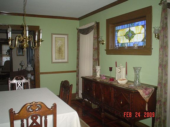 Stained Glass accents Dining Room