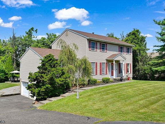 2nd image of 28 Brady Rd