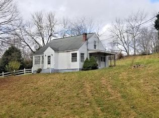 4013 Old Baltimore Rd, Draper, VA 24324