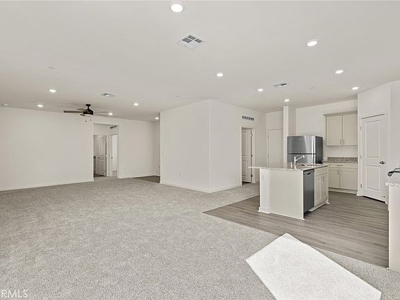 5th image of 3334 Larson Ln