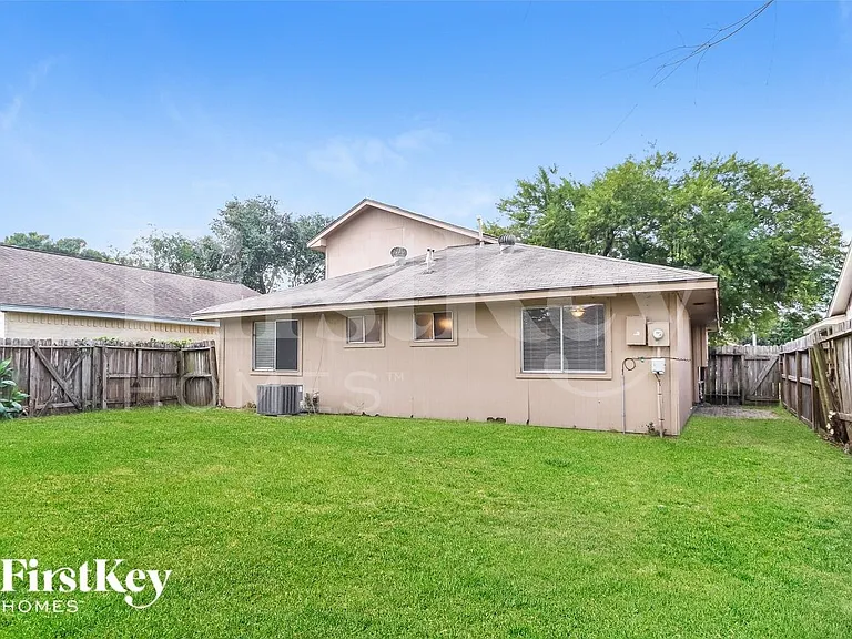 3815 Derbyhall Dr — Photo 14