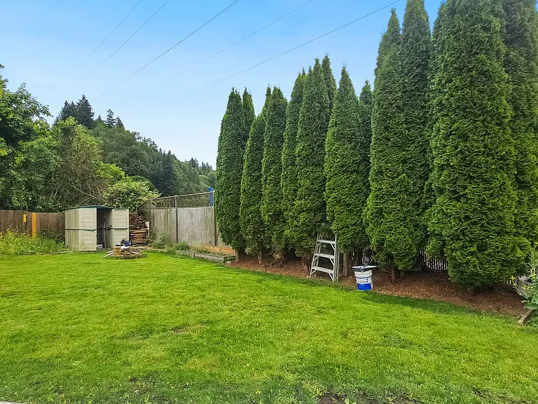 3330 SE 6th St — Photo 16
