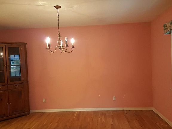 5th image of 603 Hunting Park Dr