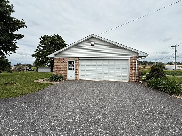 468 S Farmersville Rd — Photo 19