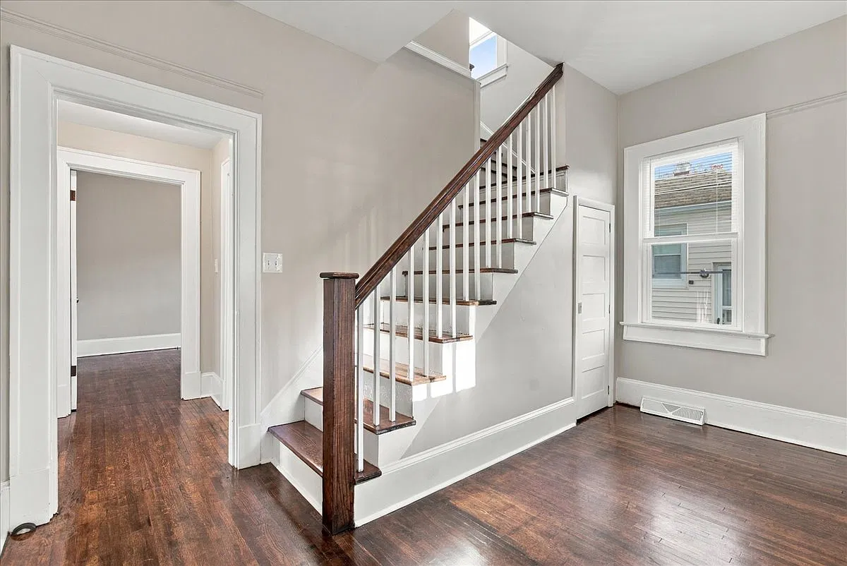 4 bed, 1615 sqft, $2,300 — Photo 3