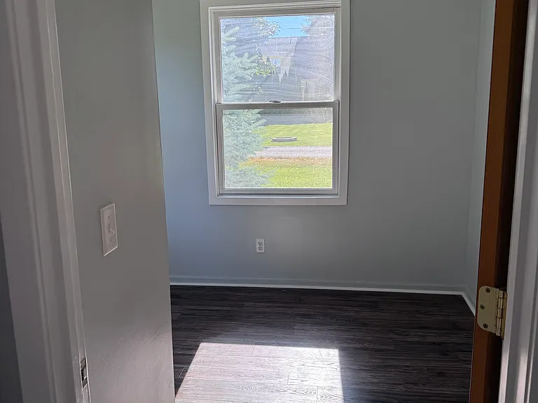 115 Wamplers Ct — Photo 10