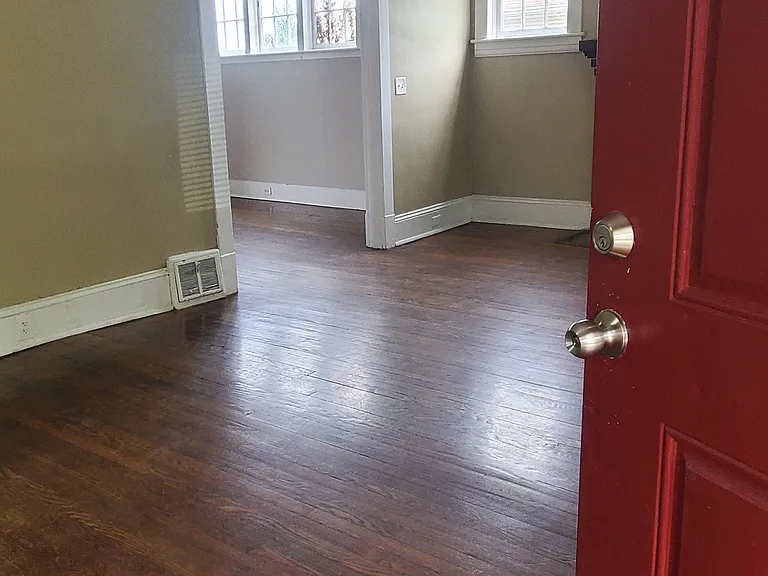 606 Riverland Rd SE — Photo 26